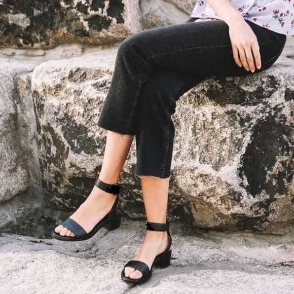 Frye Black Leather Brielle Chic Ankle Sandal Heels - Picture 7 of 16